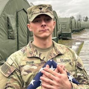 Meet your Posher, Kelli